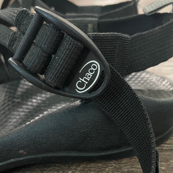 Kids Chaco Black Strappy Sandals - Picture 2 of 6